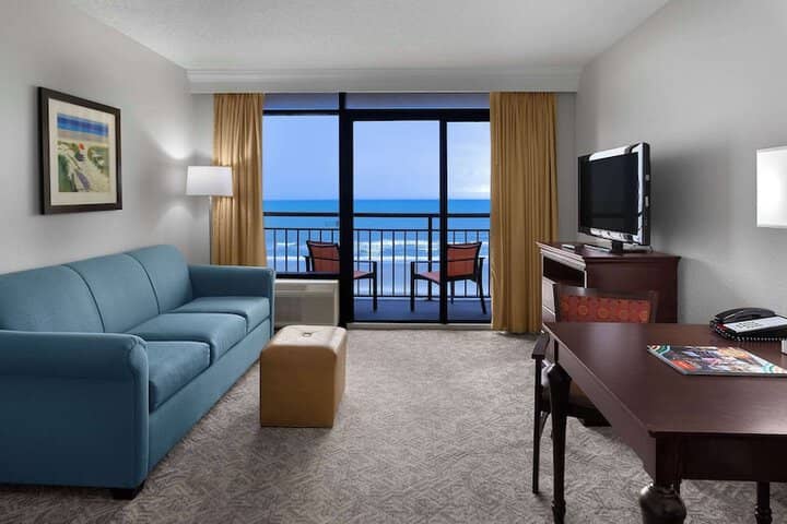 Room 7 of 44