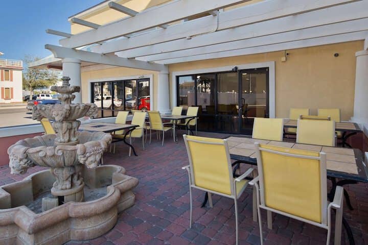Terrace/Patio 27 of 44